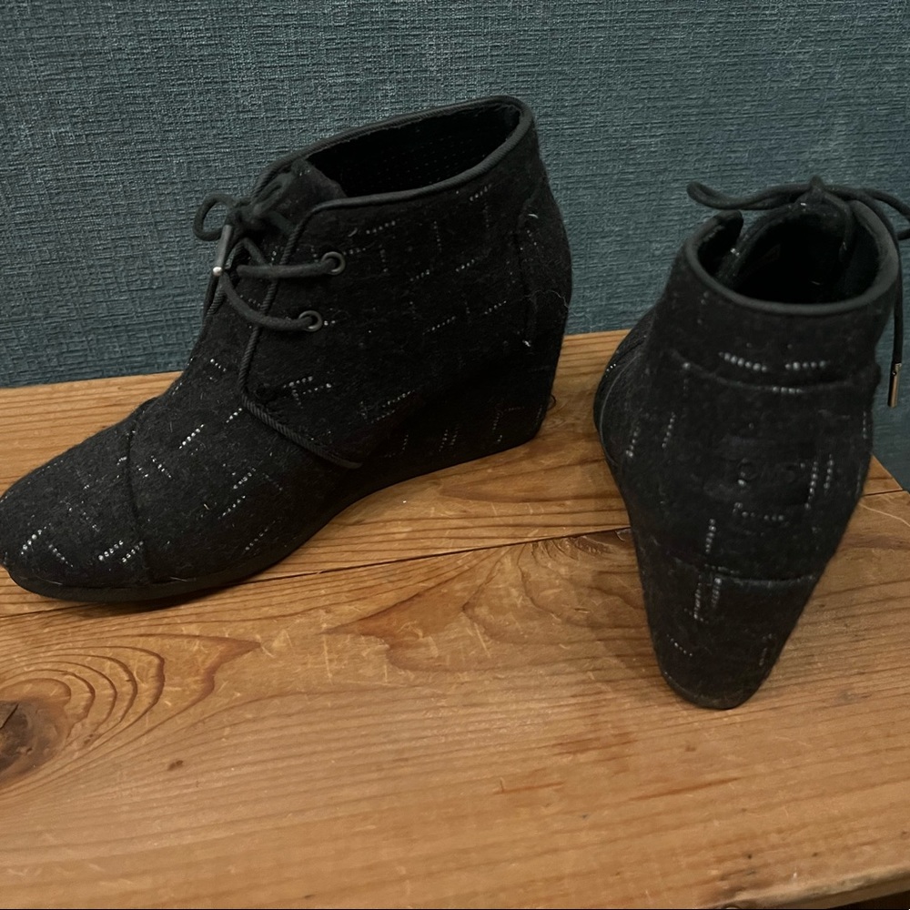 TOMS cloth black wedge ankle boot